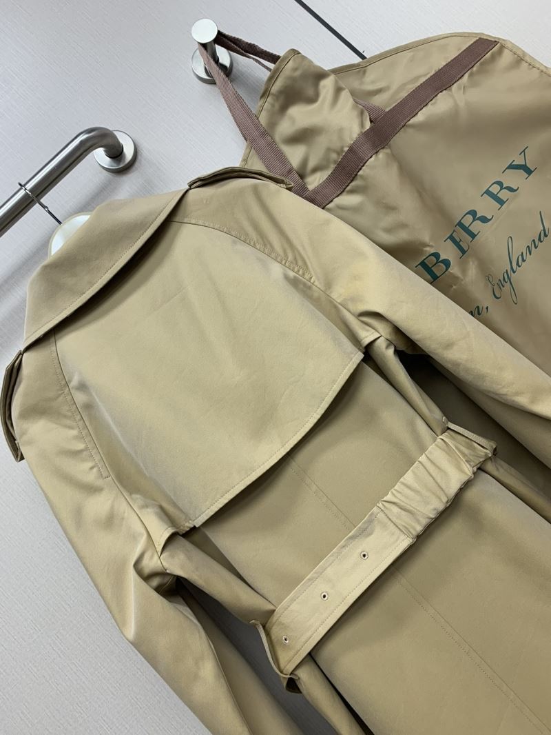 Burberry Outwear